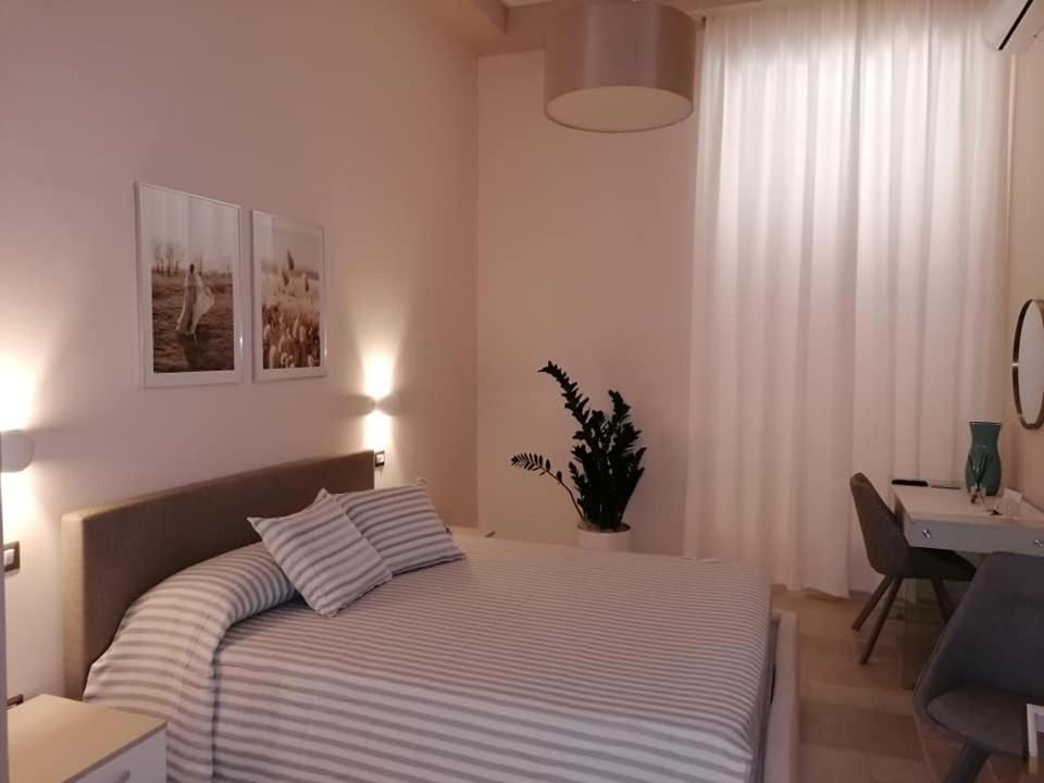 Lux Suite Taranto Eksteriør billede