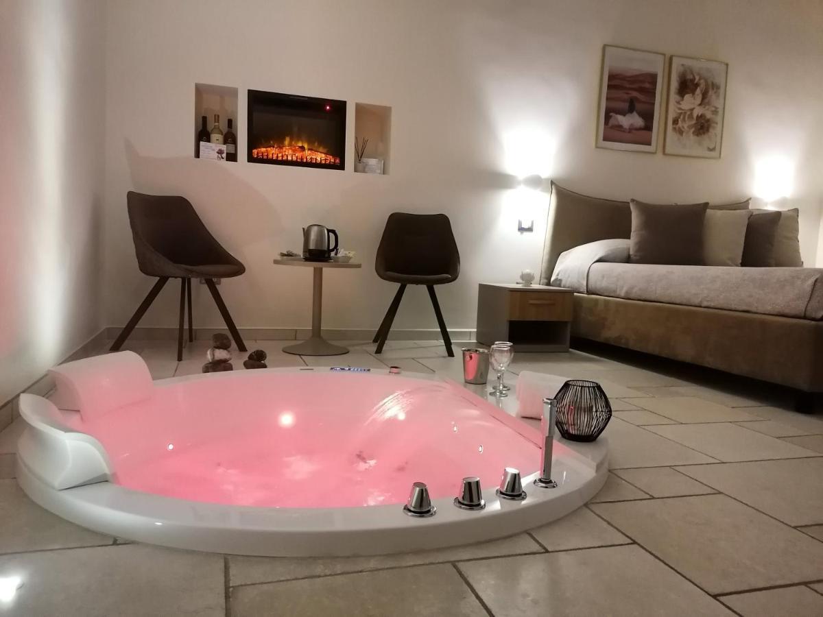 Lux Suite Taranto Eksteriør billede