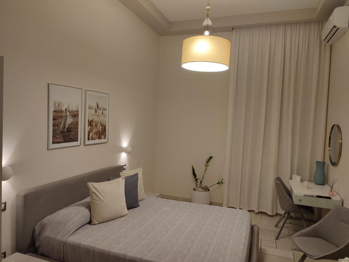 Lux Suite Taranto Eksteriør billede