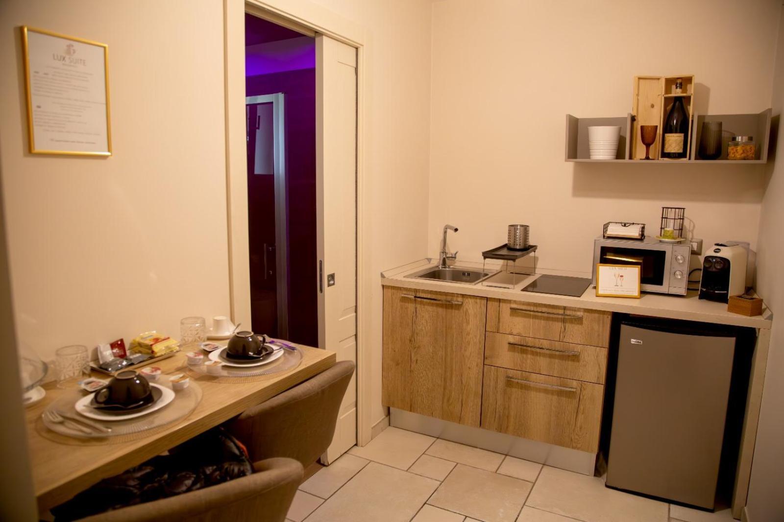 Lux Suite Taranto Eksteriør billede